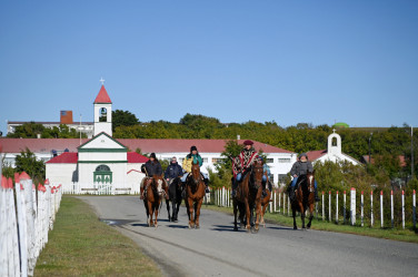 Cabalgatas en Río Grande